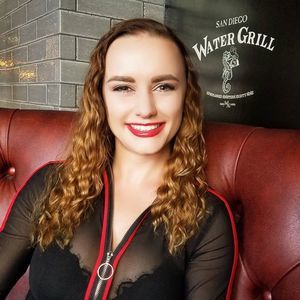 Meet your Posher, Kayla